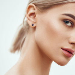 Cercei din aur 18K cu safir inima 0,72 ct., model Orsini OR0640Z Cercei din aur 18K cu safir inima 0,72 ct., model Orsini OR0640Z