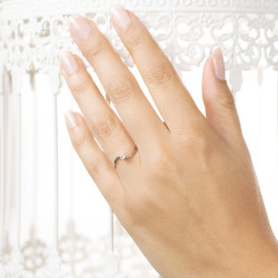 Inel de logodna din aur 18K cu diamant 0,10 ct., model Orsini 01056-10 Inel de logodna din aur 18K cu diamant 0,10 ct., model Orsini 01056-10