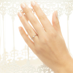 Inel de logodna din aur 18K cu diamant 0,10 ct., model Orsini 01058-10 Inel de logodna din aur 18K cu diamant 0,10 ct., model Orsini 01058-10