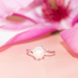 Inel din aur 18K cu perla si diamante 0,04 ct., model Orsini 0989