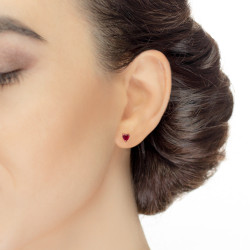 Cercei din aur 18K cu rubine in forma de inima 0,70 ct., model Orsini OR0640R Cercei din aur 18K cu rubine in forma de inima 0,70 ct., model Orsini OR0640R